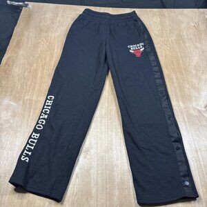 Ultra Game NBA Chicago Bulls Men’s Black Drawstring Snap Leg Sweatpants Size L